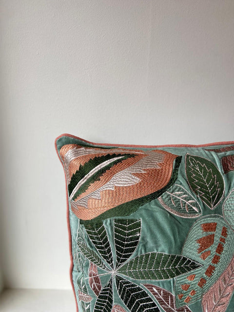 Botanical Bliss Velvet Cushion Cover - House of Roya