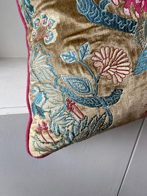 Garden of Jewels with Magenta Piping Cushion Cover - House of Roya