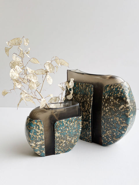 VASES & VOTIVES