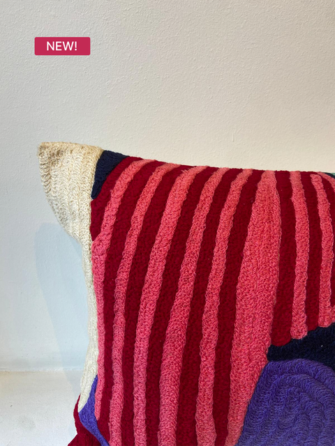 Abstract Flow Cushion – Multicolour