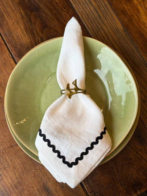 Ric Rac White with Black Napkins - Set of 4