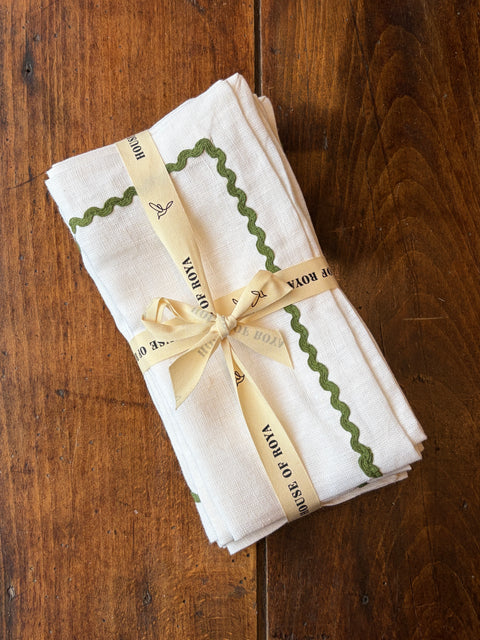 Ric Rac White with Green Napkins - Set of 4