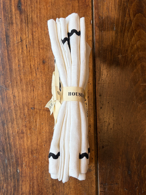 Ric Rac White with Black Napkins - Set of 4