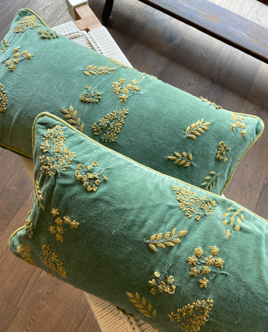 0215-Green & Yellow Velvet Cushion Cover