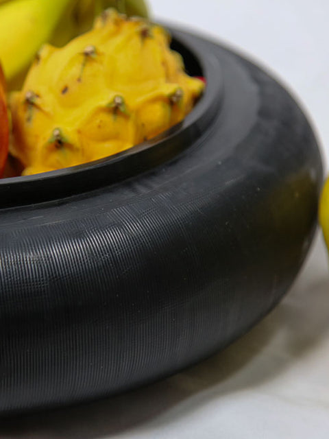 Black Bowl with Cross Cut Pattern - House of Roya