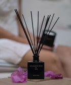 Premium Candle 230gr Bulgarian Rose & Oud - House of Roya