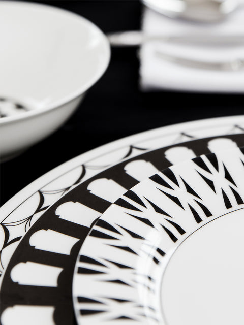 Liberty Dinnerware - Set of 4 - House of Roya